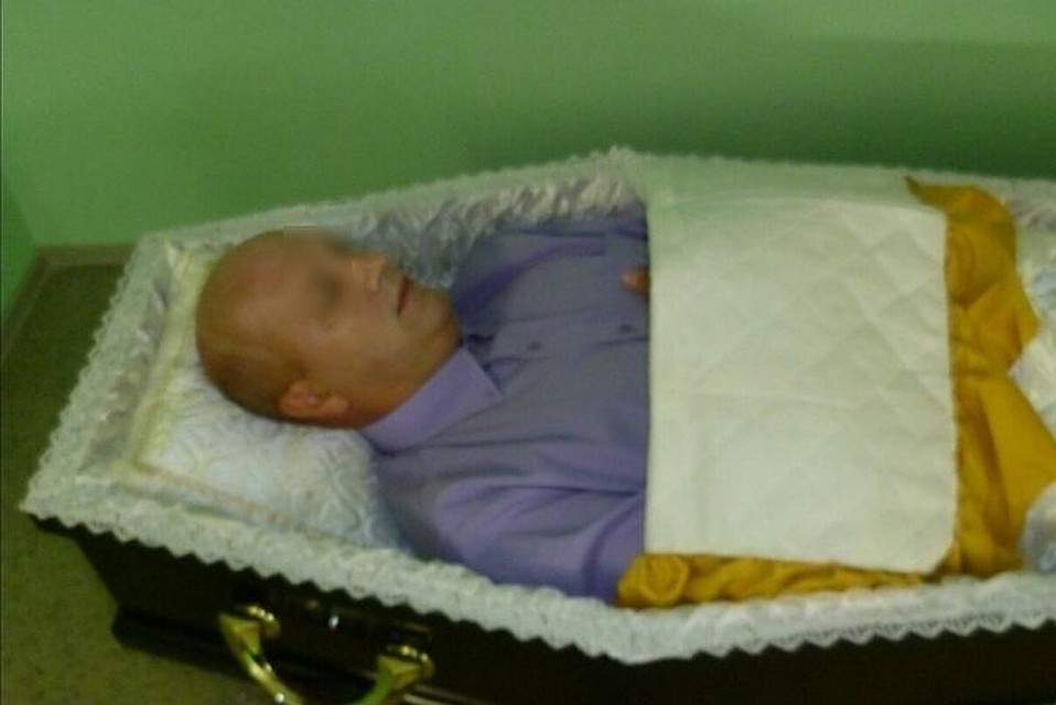 Фото Человека В Гробу Через Год — Mixyfotos.ru